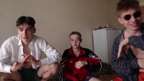 stralght_twinks  17-09-2022
